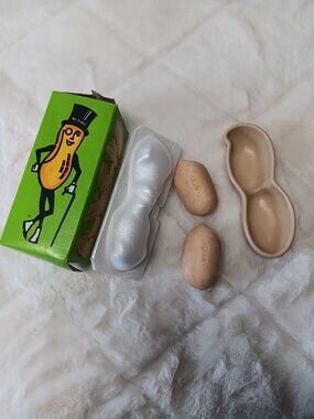 VTG Mr Peanut Avon Soap and Dish Set